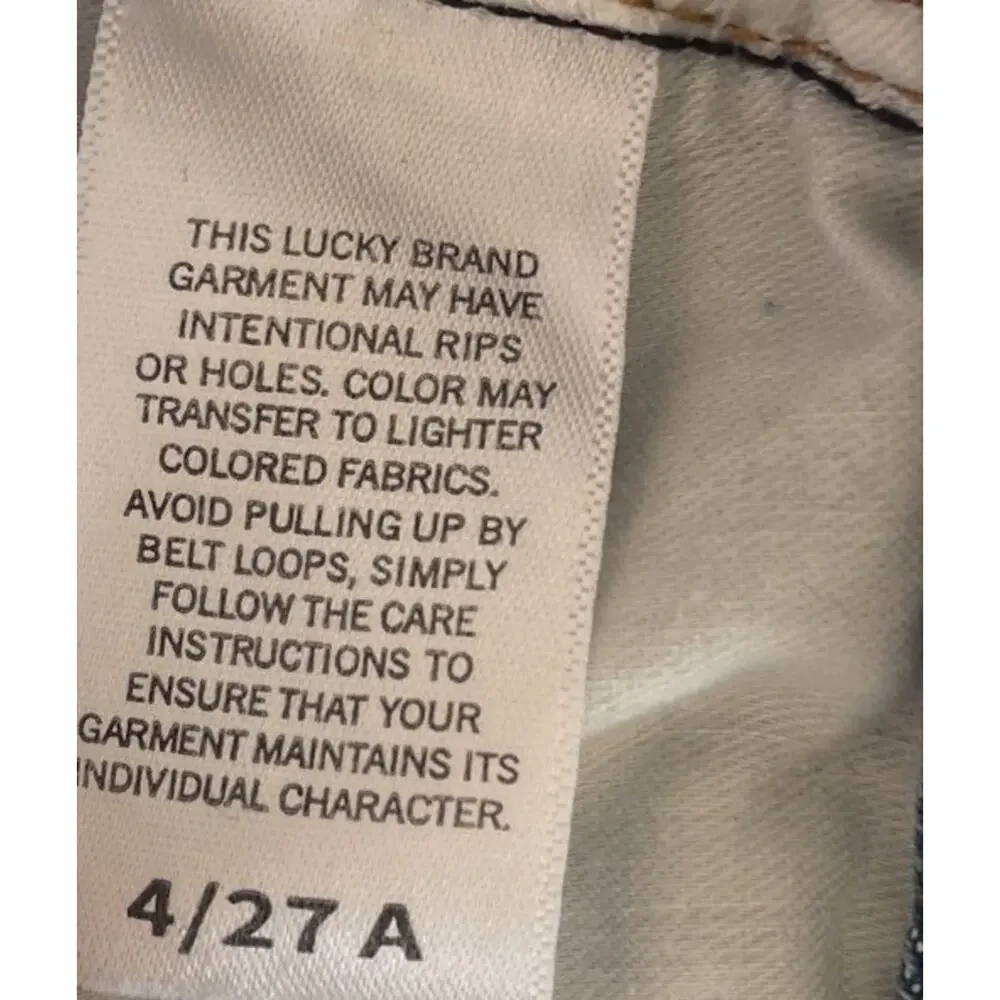 Lucky Brand Drew High Rise Mom Jean Light Wash Distressed Size 4/27 Acid Wash - Picture 11 of 16